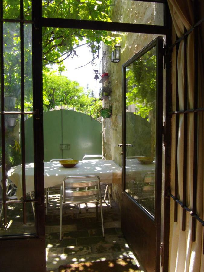 Maison De Charme Villeneuve Les Avignon Esterno foto