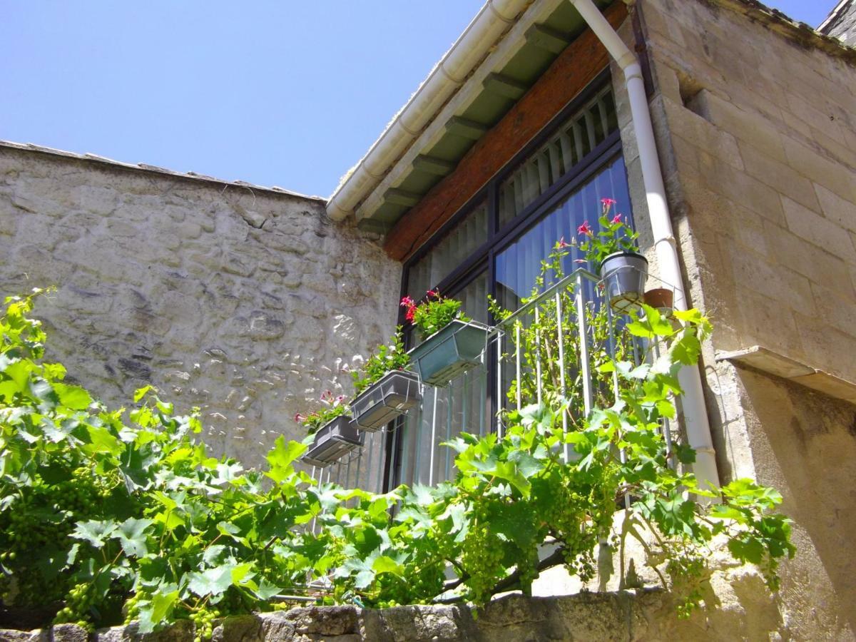 Maison De Charme Villeneuve Les Avignon Esterno foto