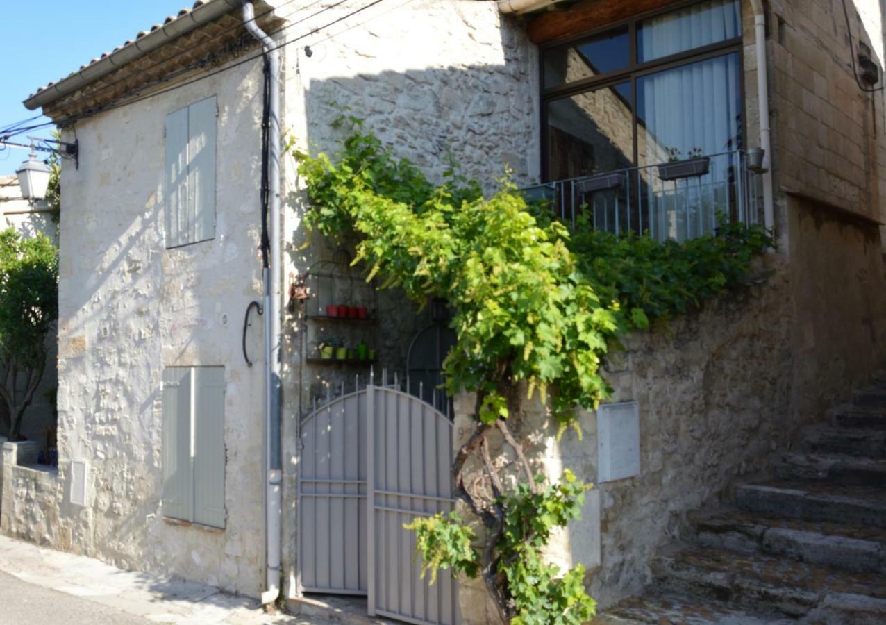 Maison De Charme Villeneuve Les Avignon Esterno foto